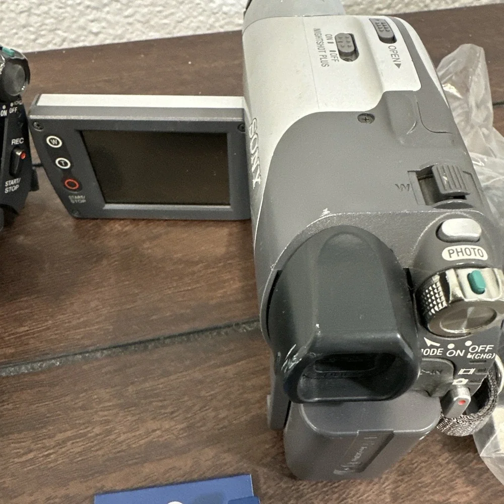 (Lot Of 3) Sony & Nikon For Parts Repair Camcorder Camera Untested Bundle